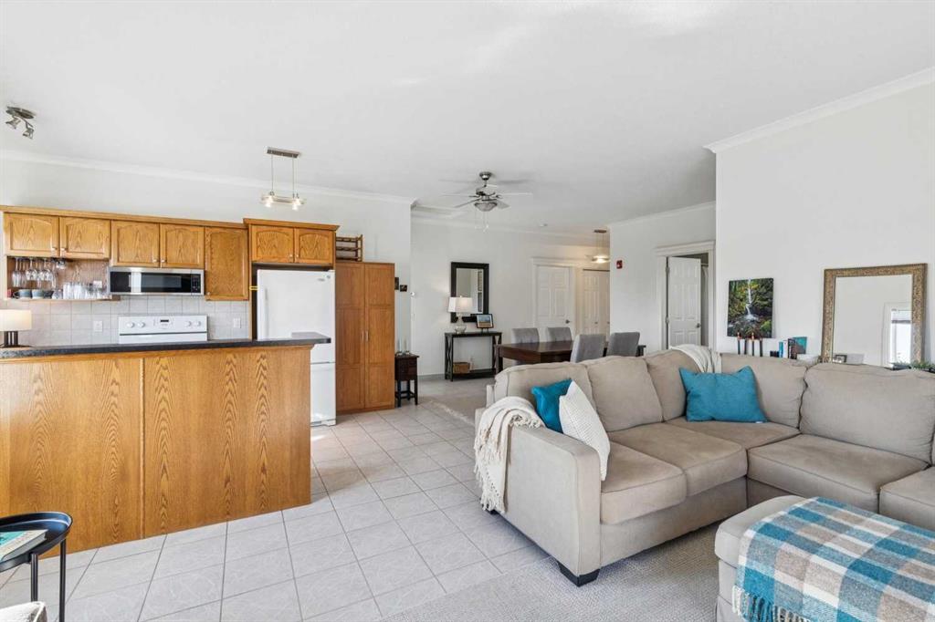Additional image 6 of 301-7 Lineham Avenue, Okotoks, AB, T1S 1Z2