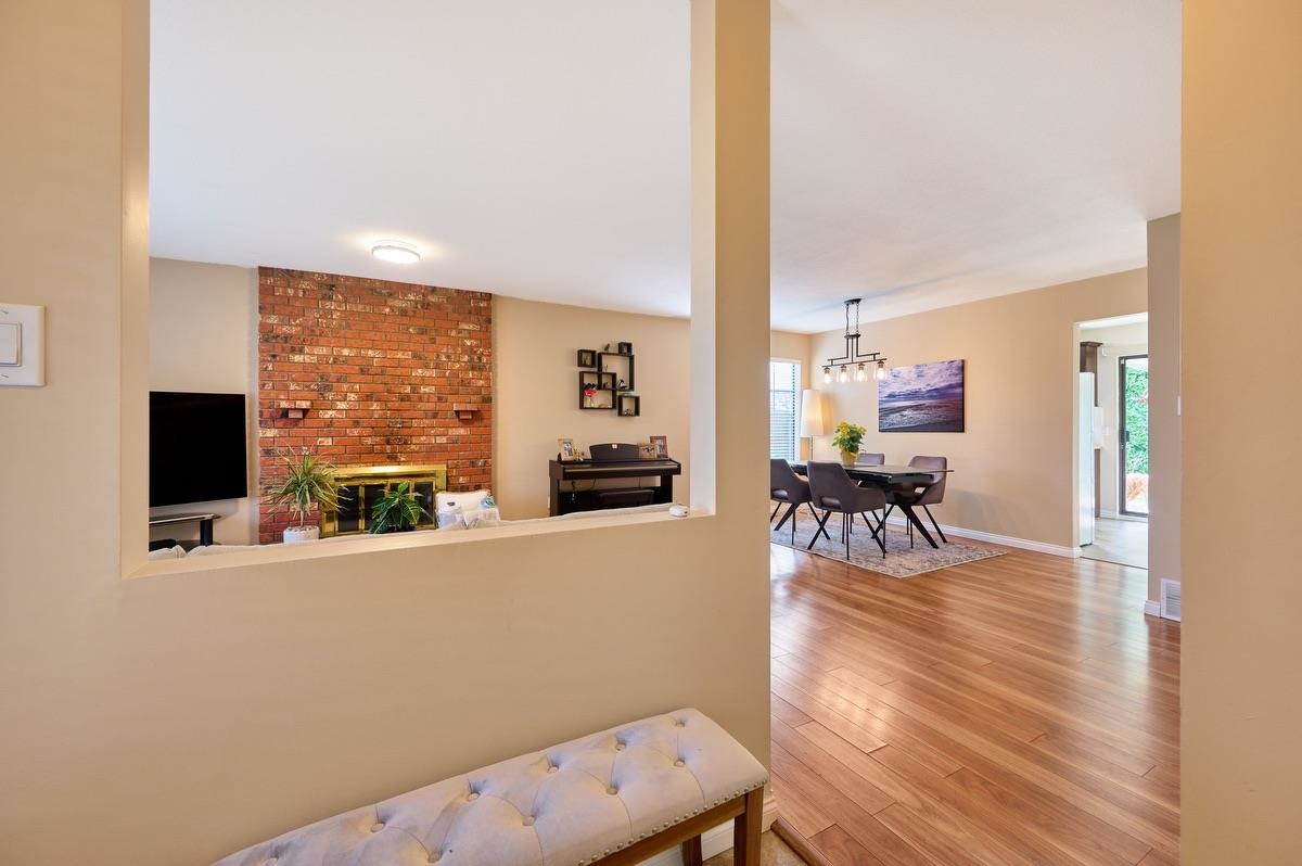 Additional image 4 of 20398 Dale Drive, Maple Ridge, BC, V2X 8V6