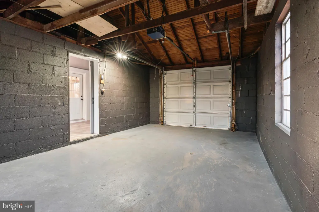 Additional image 20 of 920 E Division Street, Dover, DE 19901