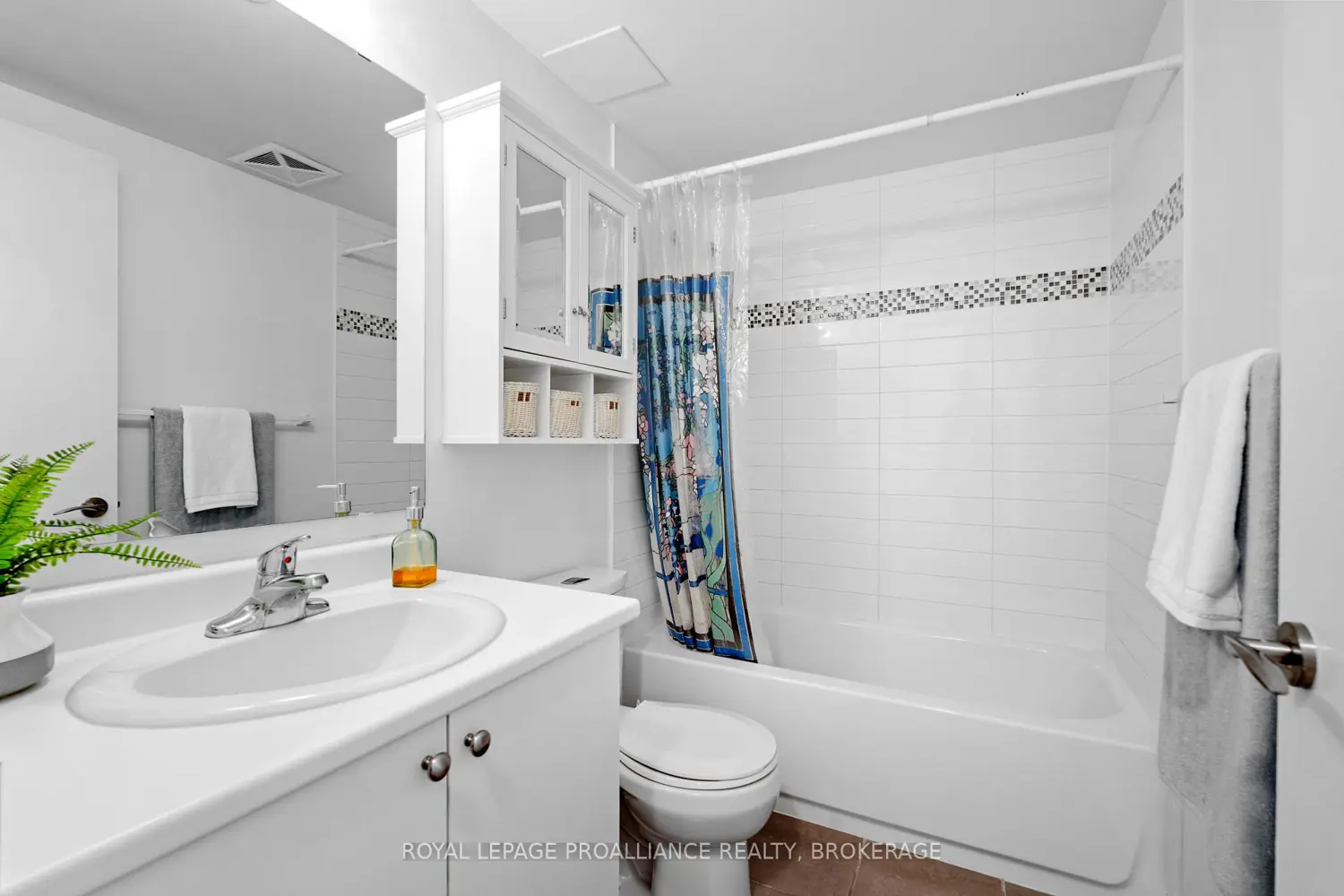 Additional image 7 of 121 Queen Street 4A