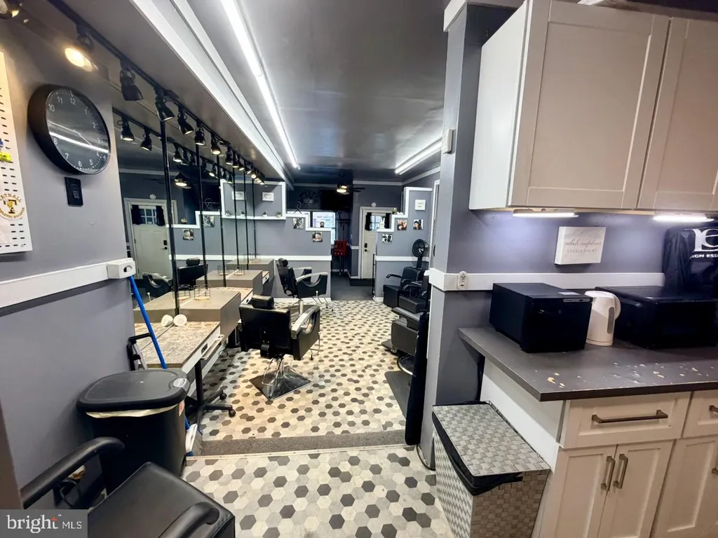 Additional image 10 of 837 W 4th Street, Wilmington, DE 19801