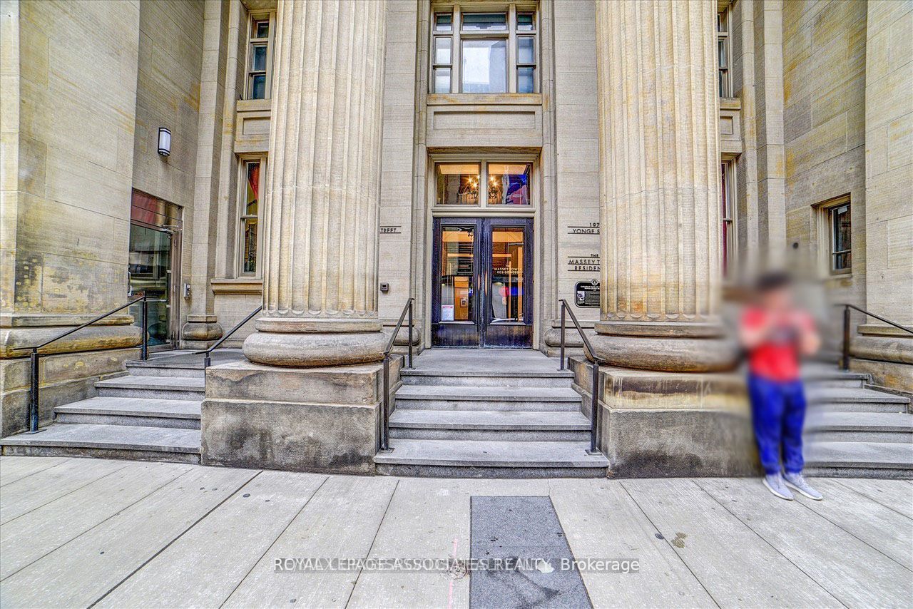 Additional image 6 of 5214-197 Yonge Street, Toronto, ON, M5B 1M4
