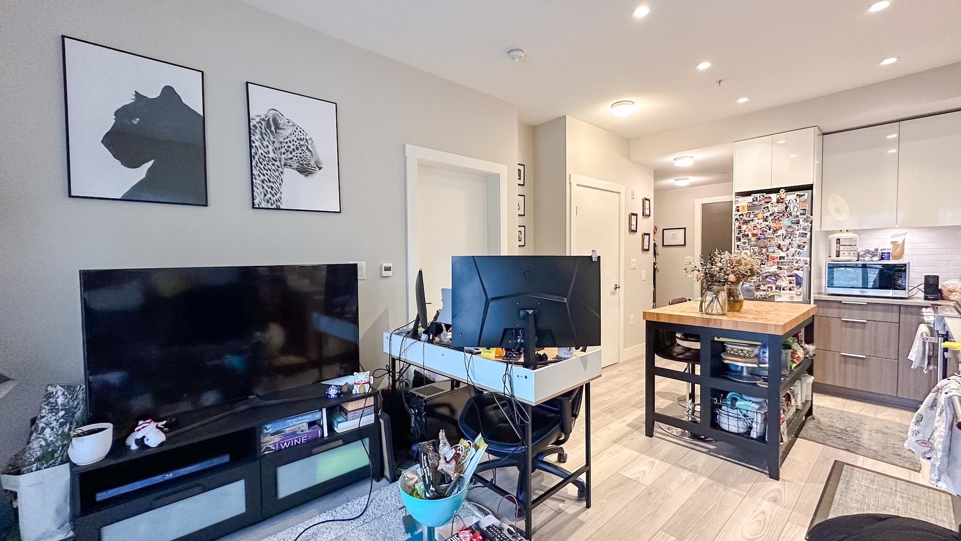 Additional image 2 of 301-3588 Sawmill Crescent, Vancouver, BC, V5S 0H5