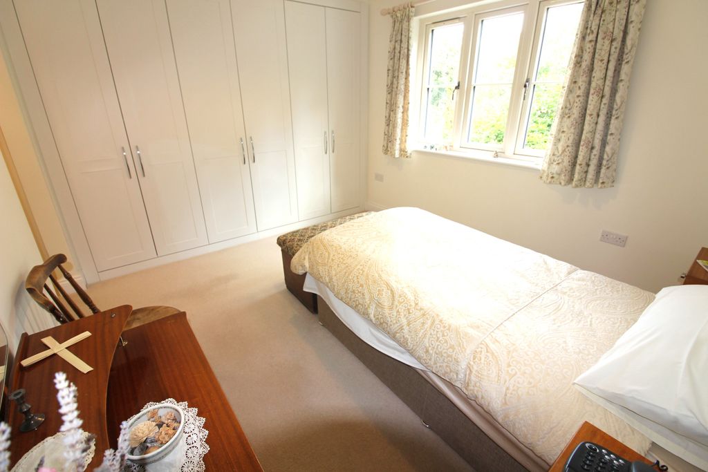 Additional image 15 of 3 bed flat for salePenhurst Gardens, Chipping Norton OX7