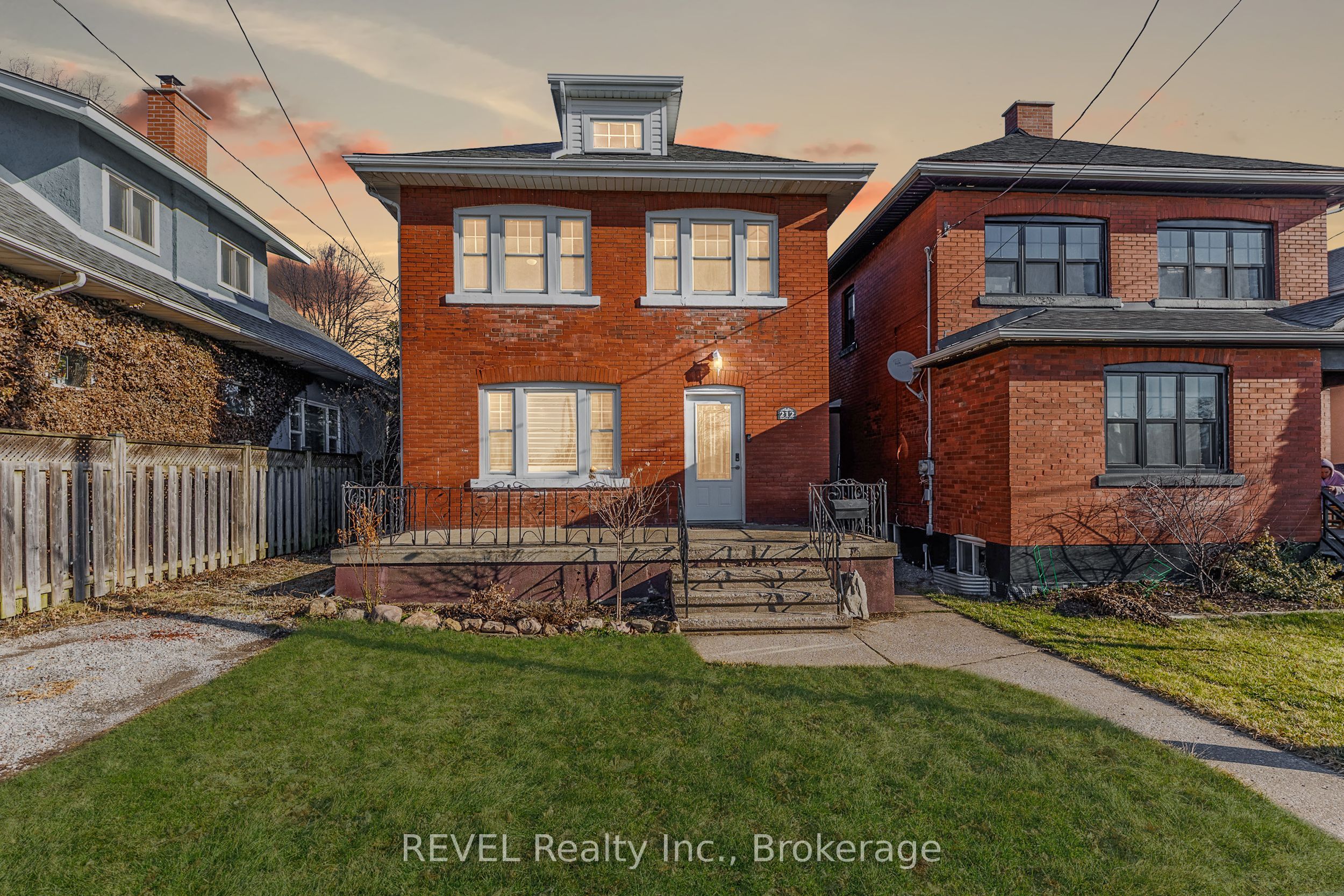 Additional image 3 of 212 Maple Avenue, Welland, ON, L3C 5G5