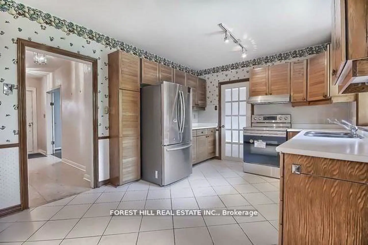 Additional image 11 of 73 Riverside Boulevard