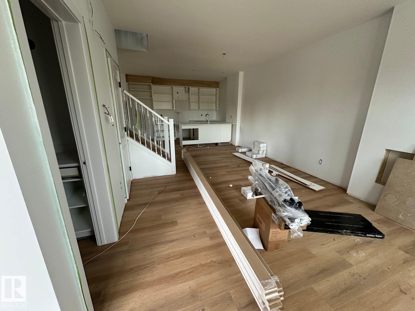 Additional image 3 of 9214 152 Street NW, Edmonton, AB, T5R1M7