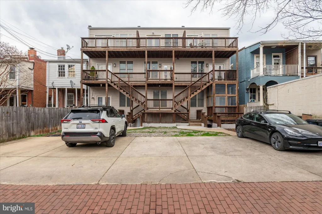 3430 Brown Street NW Unit 4, Washington, DC 20010