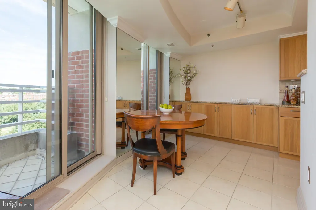 Additional image 9 of 1275 25th Street NW Unit 800, Washington, DC 20037