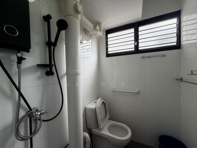 343 Clementi Avenue 5 photo 4