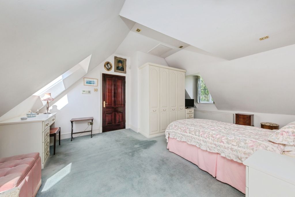 Additional image 16 of 2 bed flat for saleChurch Lane, Gawsworth, Macclesfield, Cheshire SK11