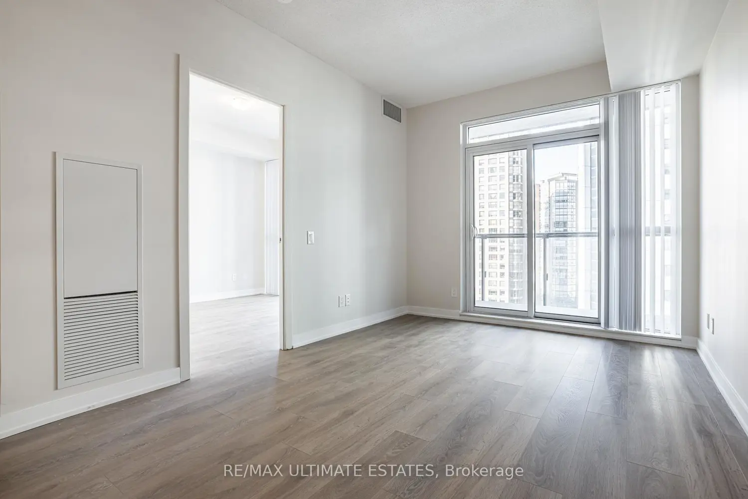 Additional image 4 of 4955 Yonge Street 1109