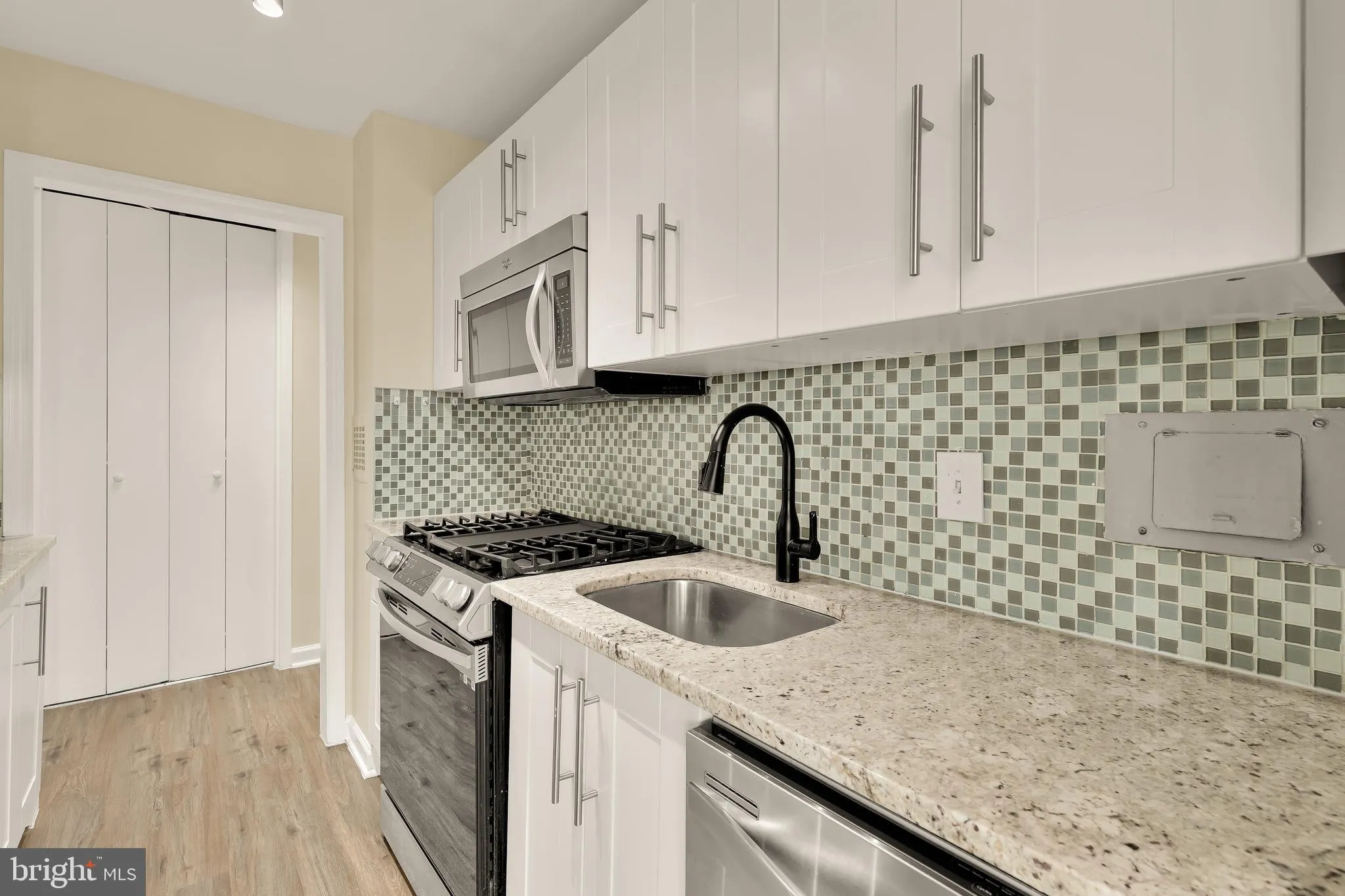 Additional image 36 of 2401 H Street NW Unit 904, Washington, DC 20037