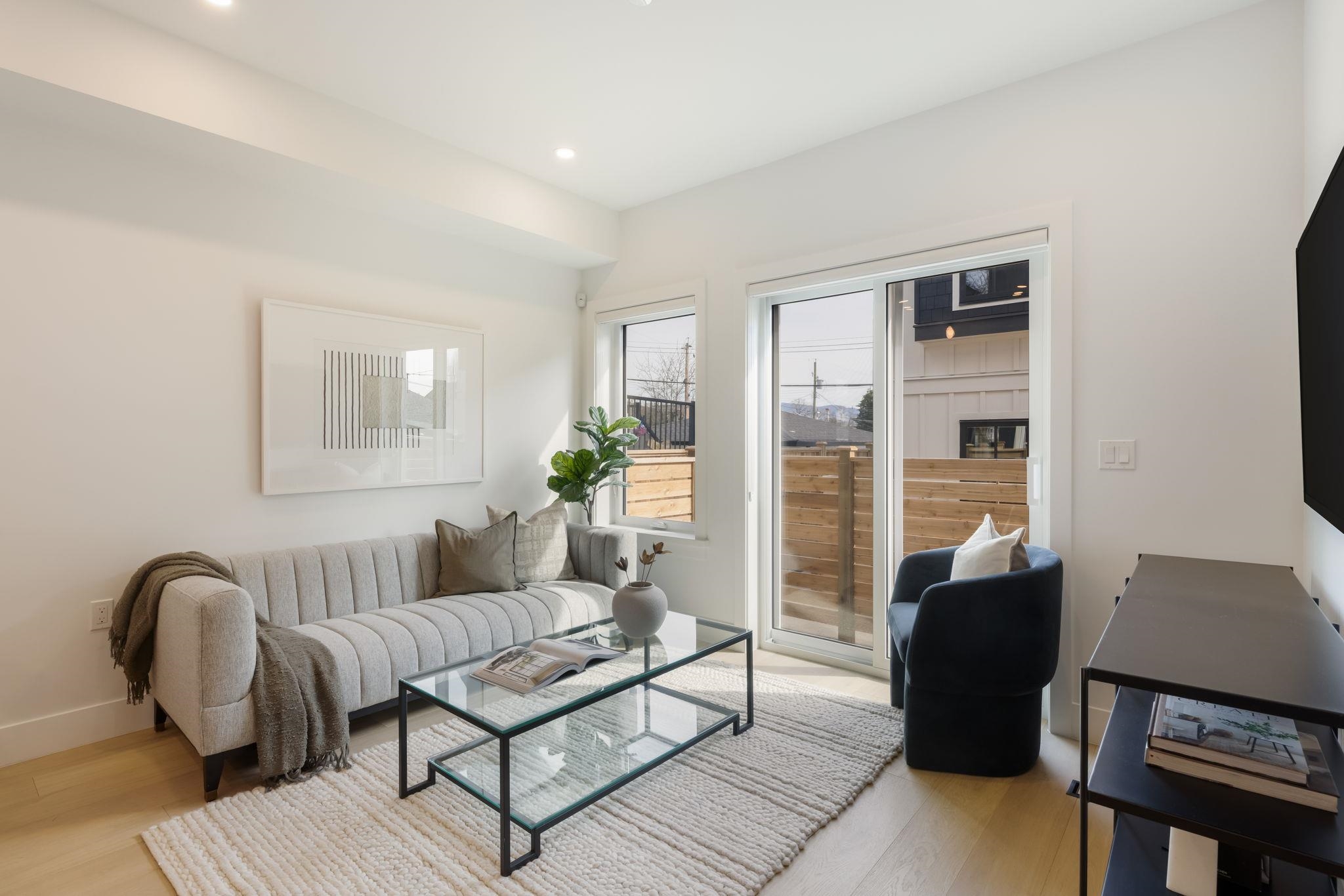 1-550 Kaslo Street, Vancouver, BC, V5K 3Z2