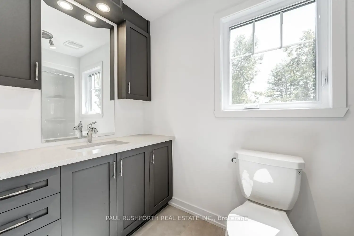 Additional image 19 of 804 Mathieu Street