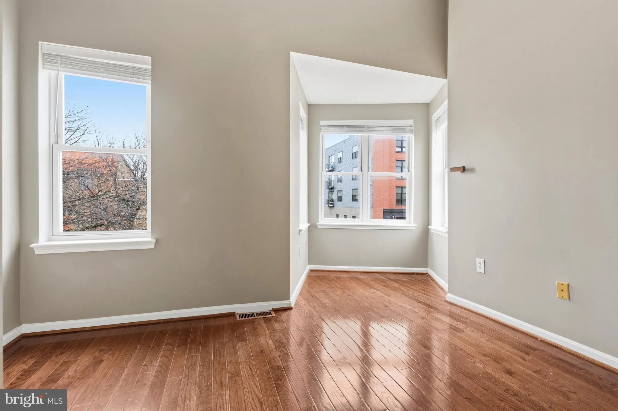 Additional image 41 of 816 13th Street NE, Washington, DC 20002
