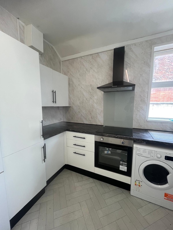 Additional image 2 of Room in a Shared House, Manchester, M40, M40 9DB