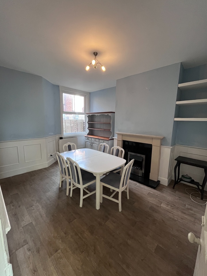2 Bed Terraced House, Redruth Street, M14, N1 7GU