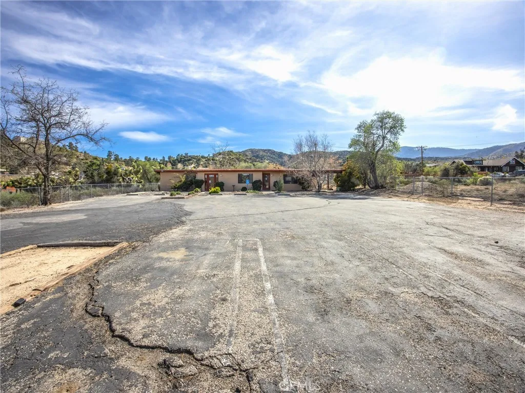 Additional image 73 of 3407 Hwy 2, Pinon Hills, CA 92372