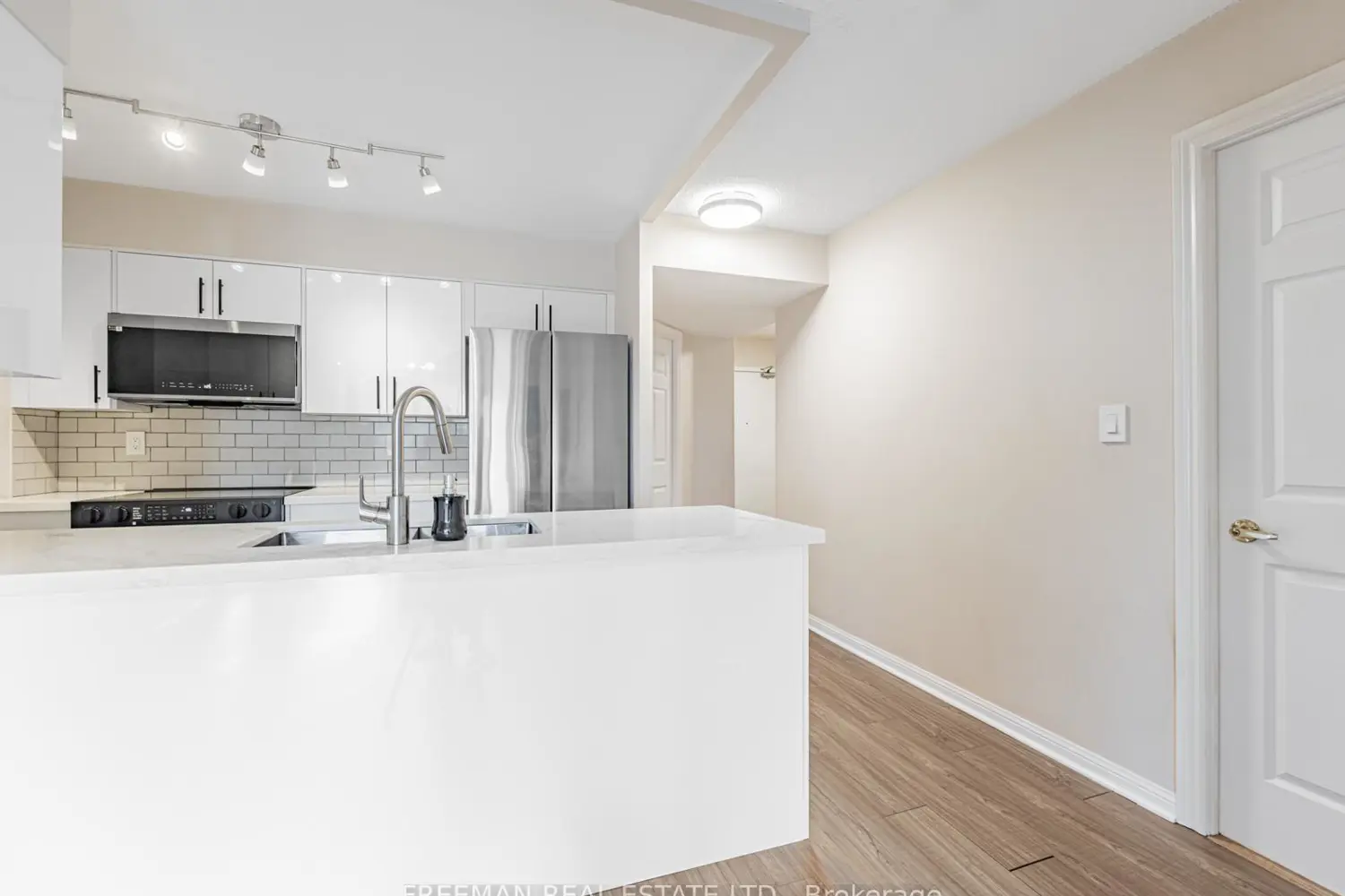Additional image 7 of 260 Merton Street 508