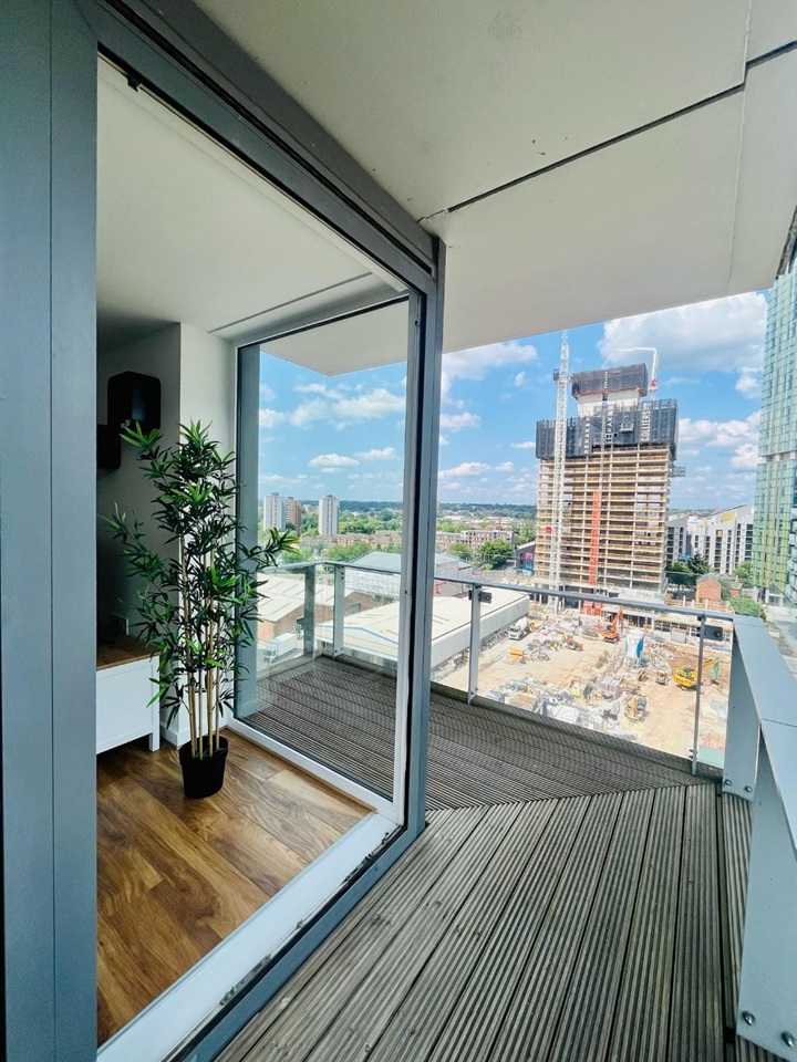 Additional image 8 of 2 Bed Flat, Blackfriars Road, M3, N1 7GU