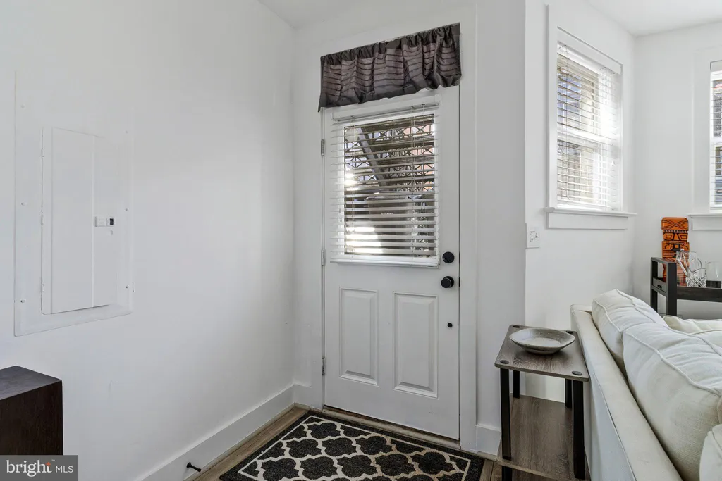 Additional image 8 of 1915 6th Street NW Unit B, Washington, DC 20001