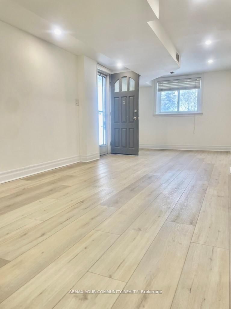 Additional image 6 of Basement-52 Tweedrock Crescent, Toronto, ON, M1E 4L5