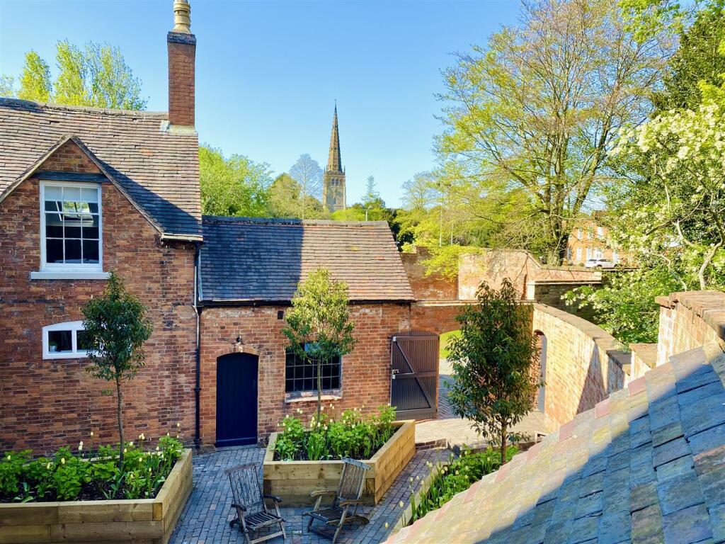 Additional image 19 of First Floor Apartment at High Street, Coleshill, Birmingham