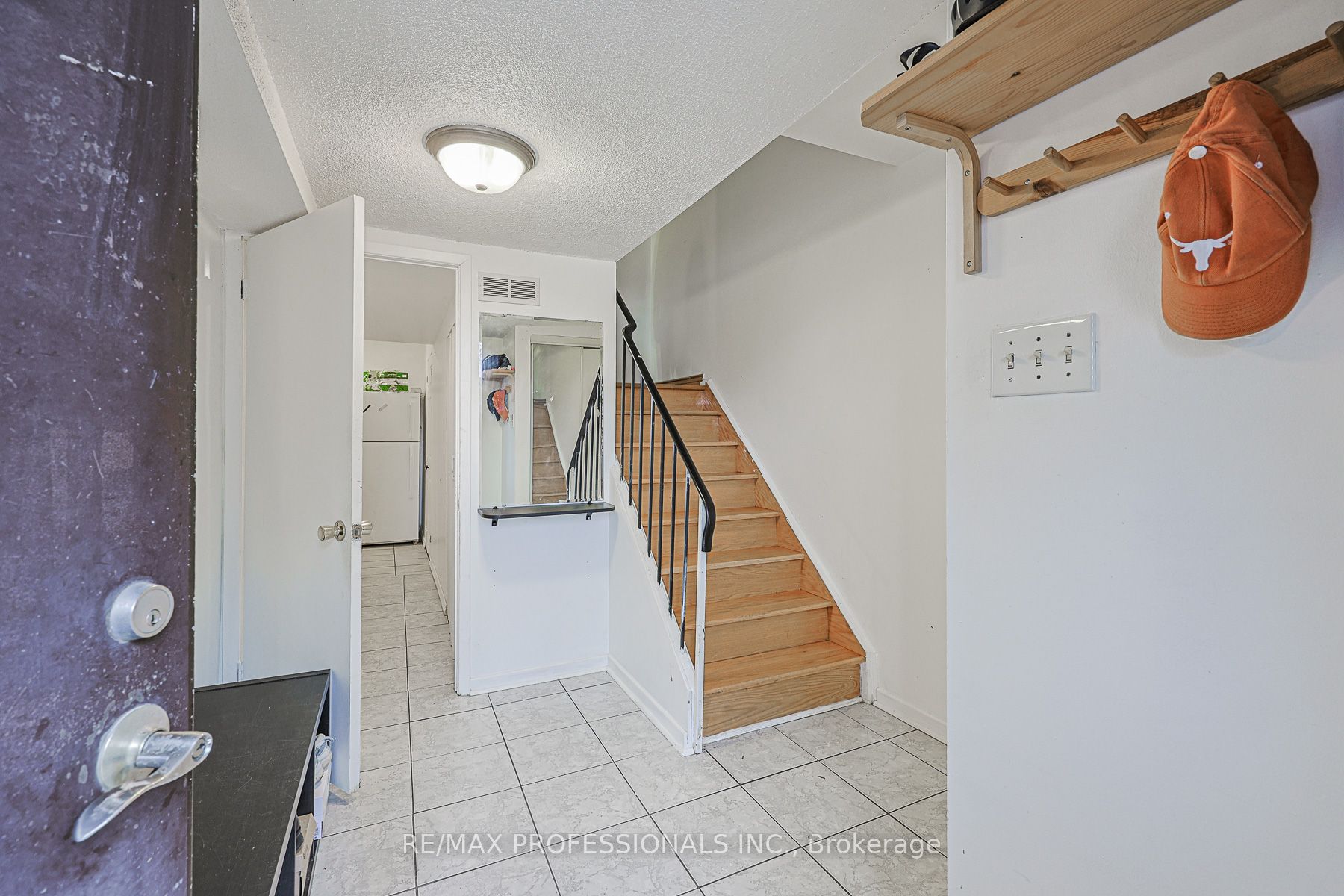 Additional image 3 of 24 Permfield Path, Toronto, ON, M9C 4Y5