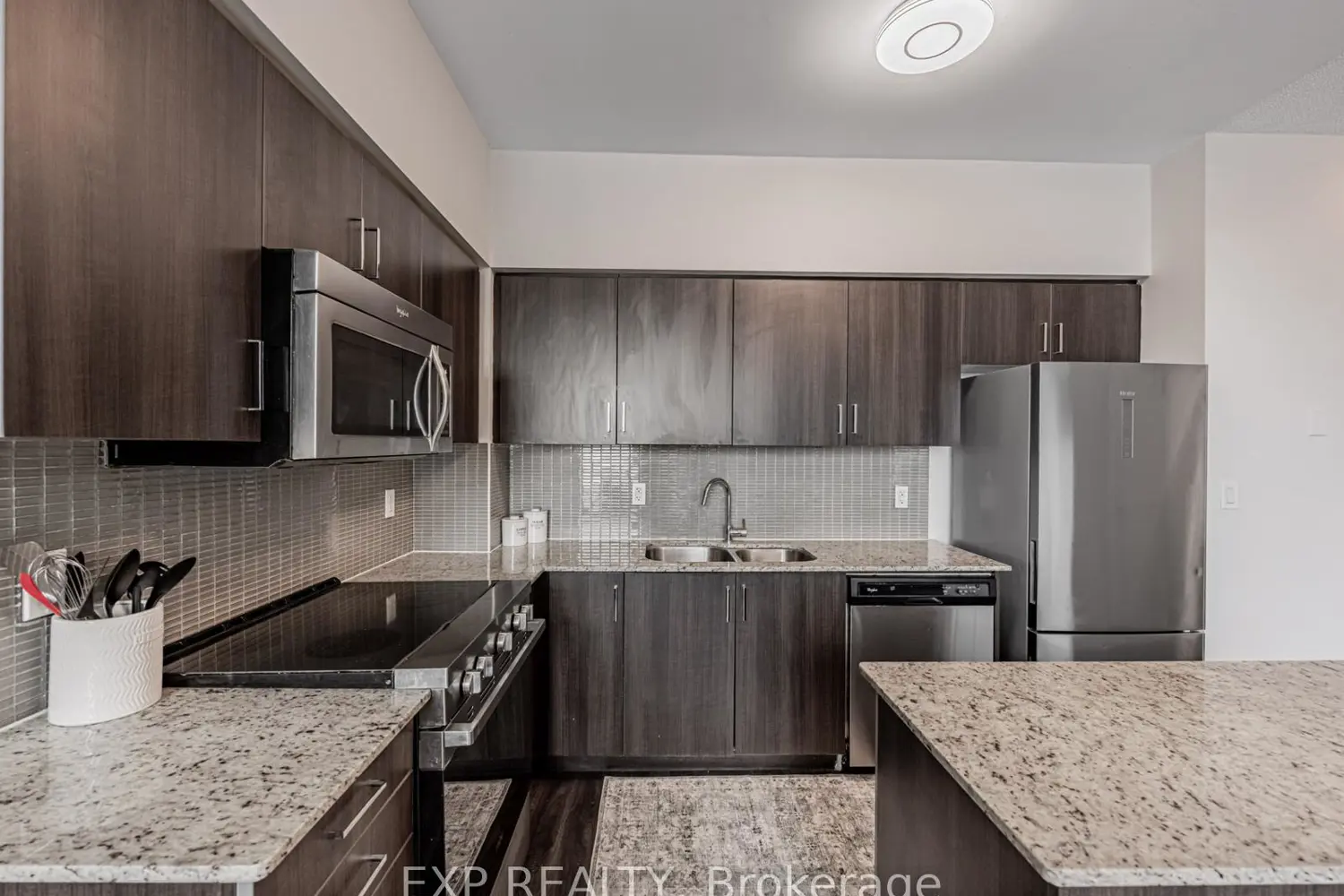 Additional image 8 of 80 Esther Lorrie Drive 5