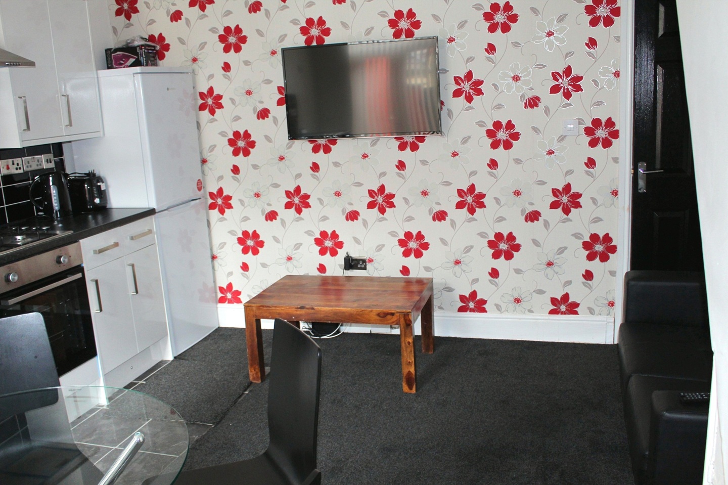 Additional image 3 of 3 Bed End Terrace, Deyne St, M6, N1 7GU