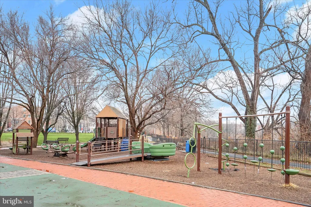 Additional image 19 of 2605 O Street NW Unit 3, Washington, DC 20007