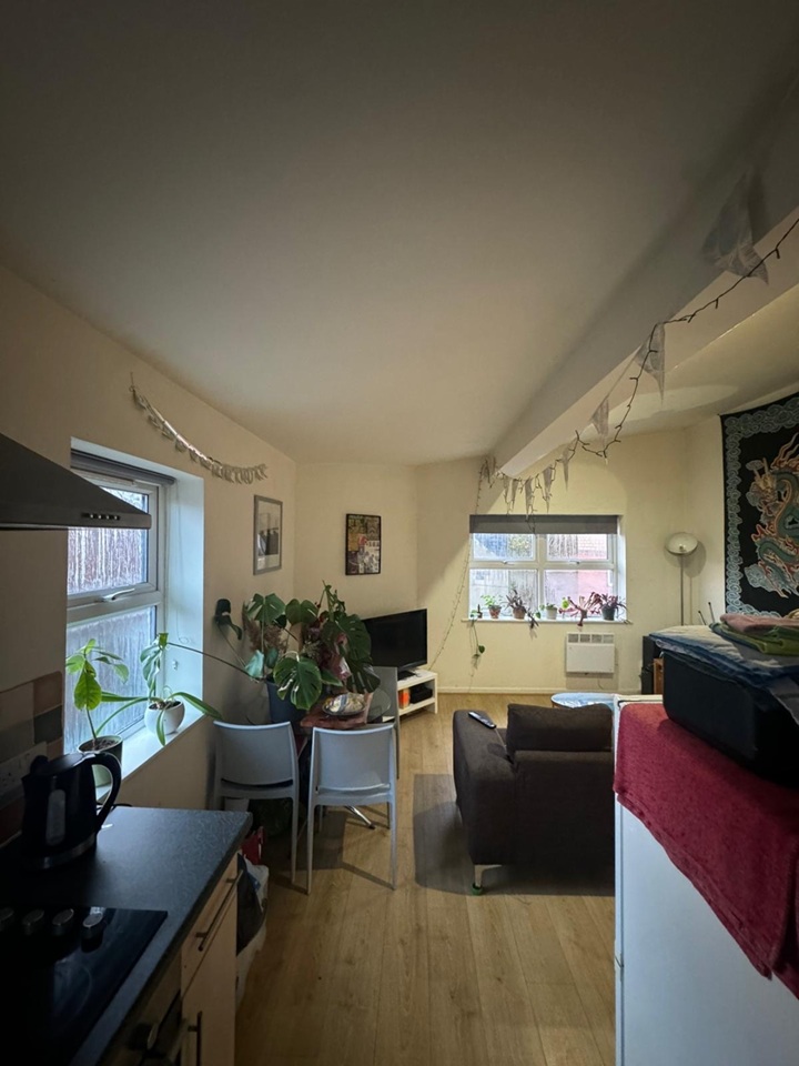 Additional image 6 of 2 Bed Flat, Highbury Court, LS6, N1 7GU