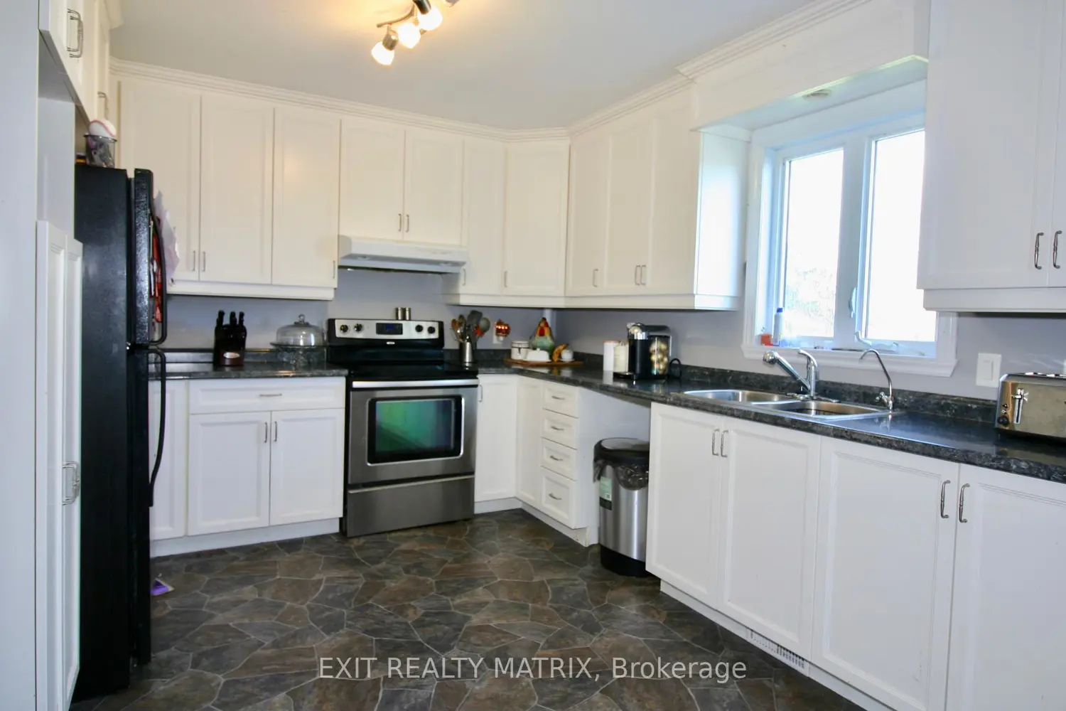 Additional image 14 of 3532-3534 Front Road