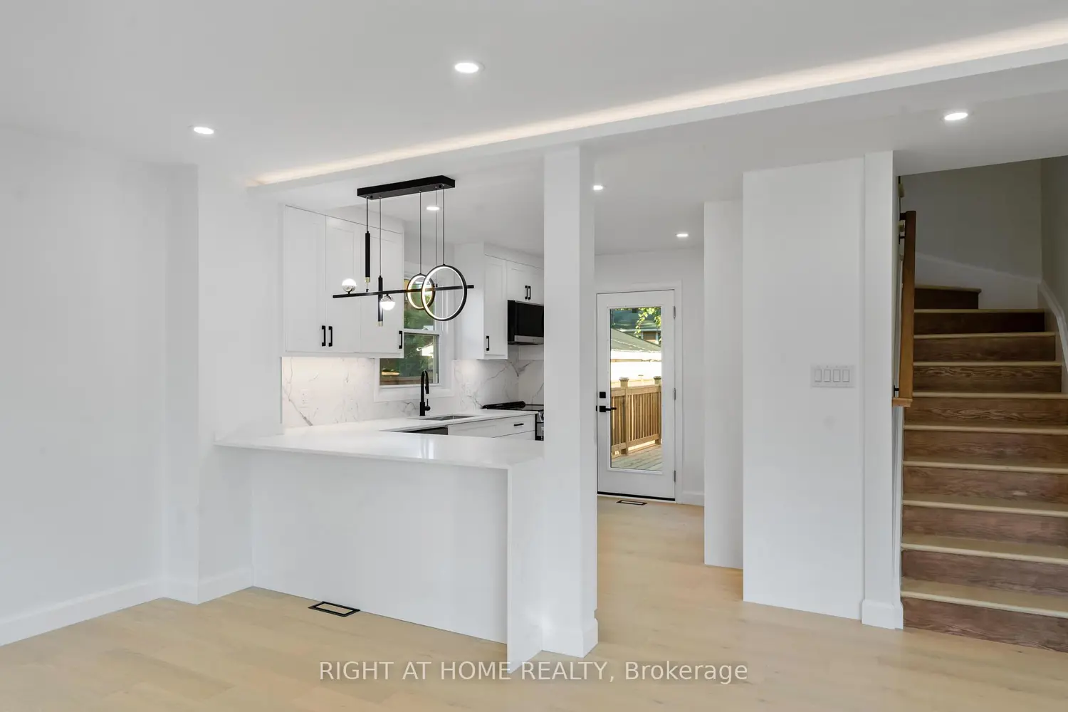 Additional image 5 of 2700 Priscilla Street