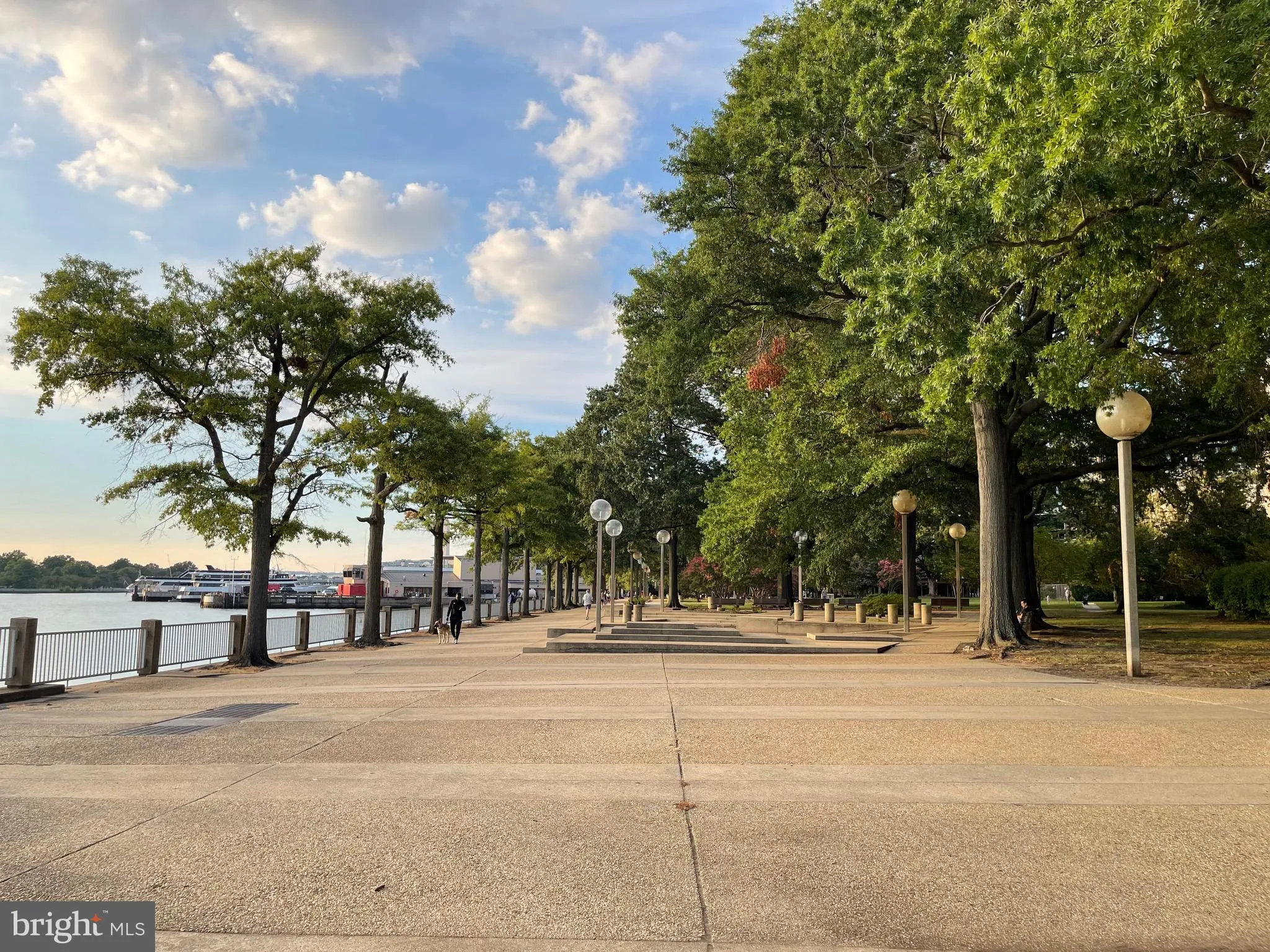 Additional image 126 of 520 N Street SW Unit S317, Washington, DC 20024