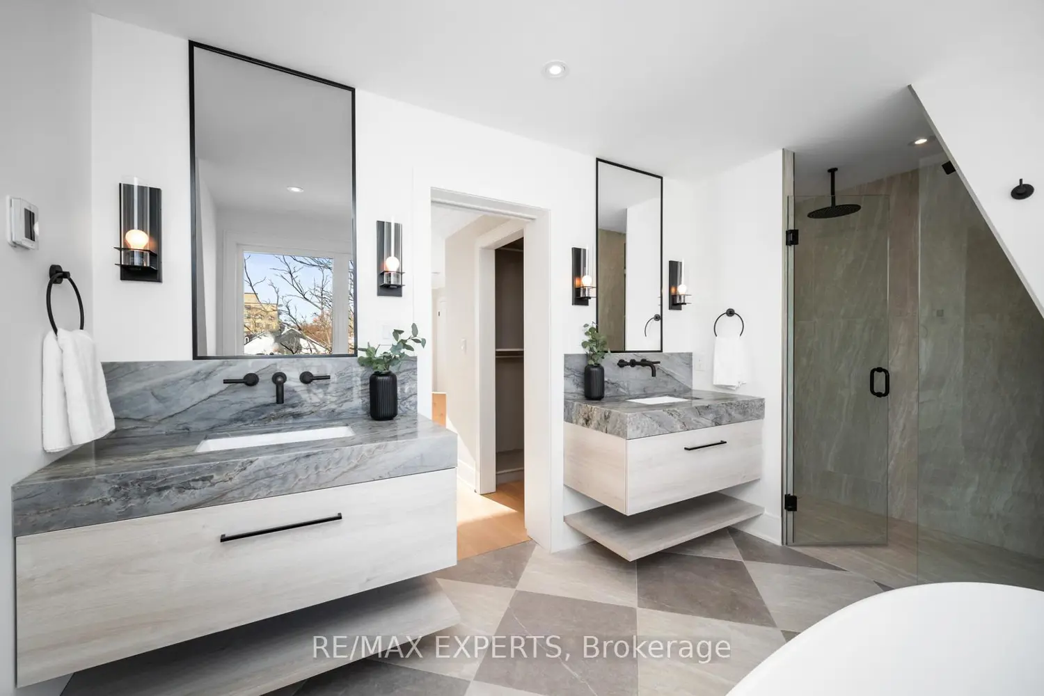 Additional image 13 of 15 Holland Park Avenue