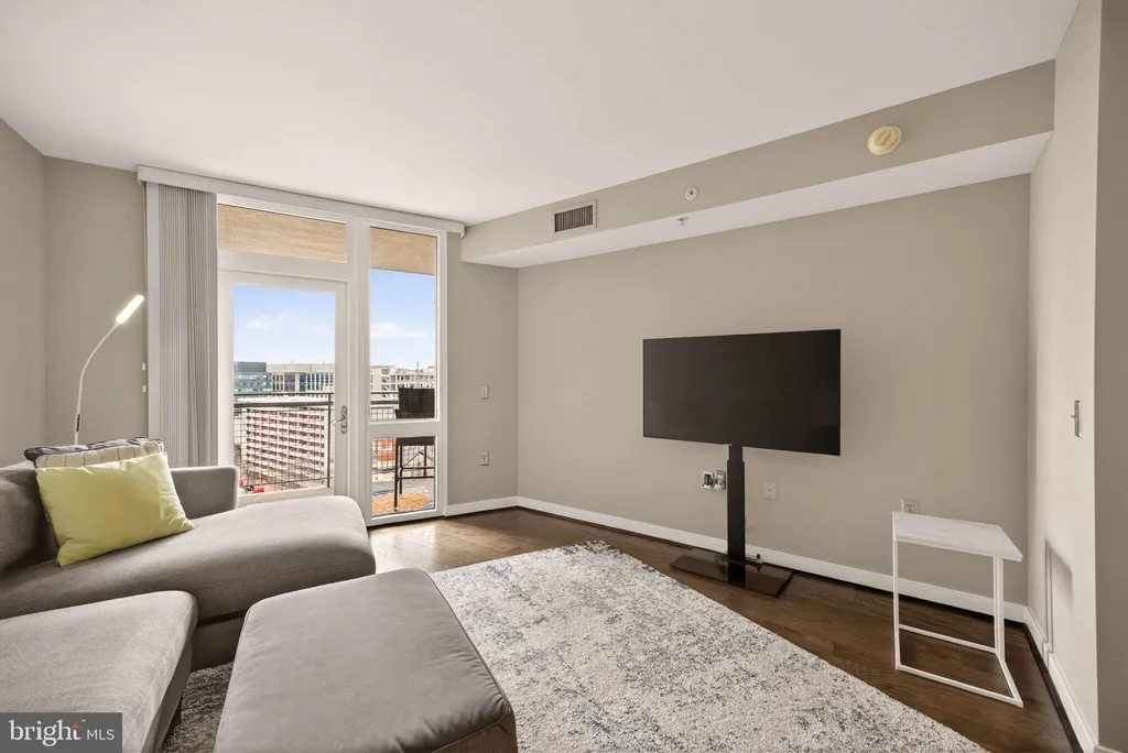 Additional image 20 of 555 Massachusetts Avenue NW Unit 1319, Washington, DC 20001