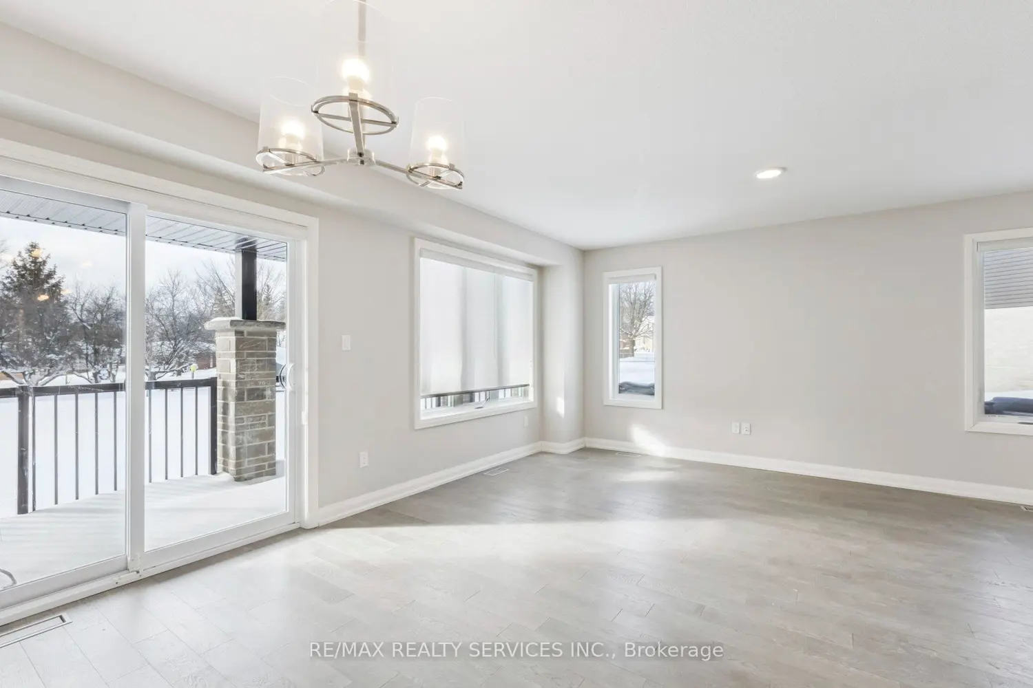133 Jefferey Way photo 3