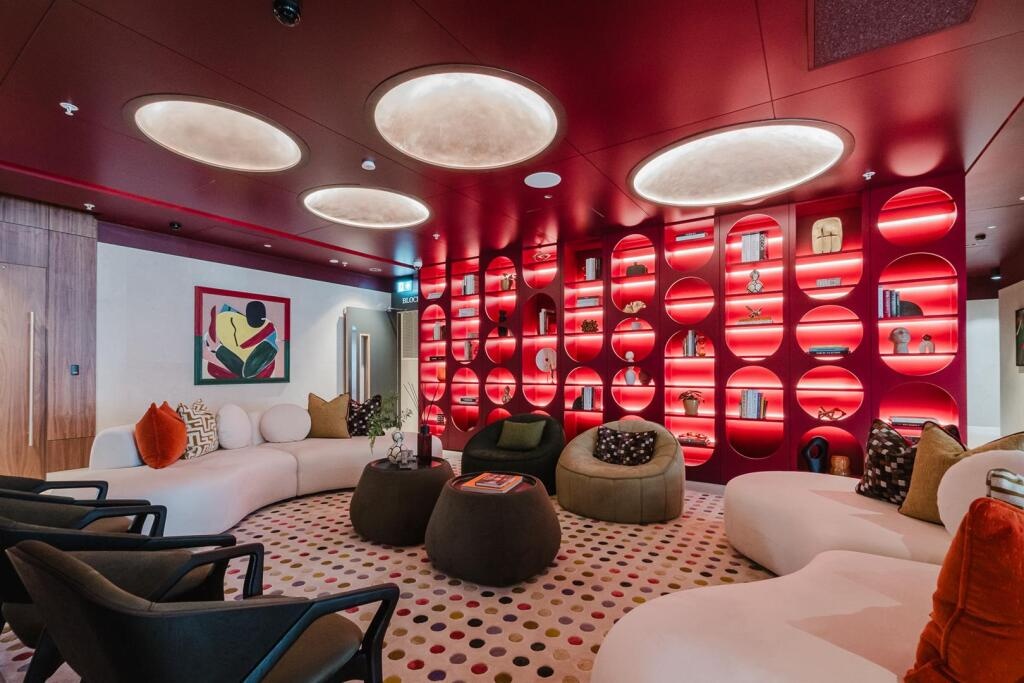 Additional image 12 of 2 Bed Flat, Dutton Street, M3, N1 7GU