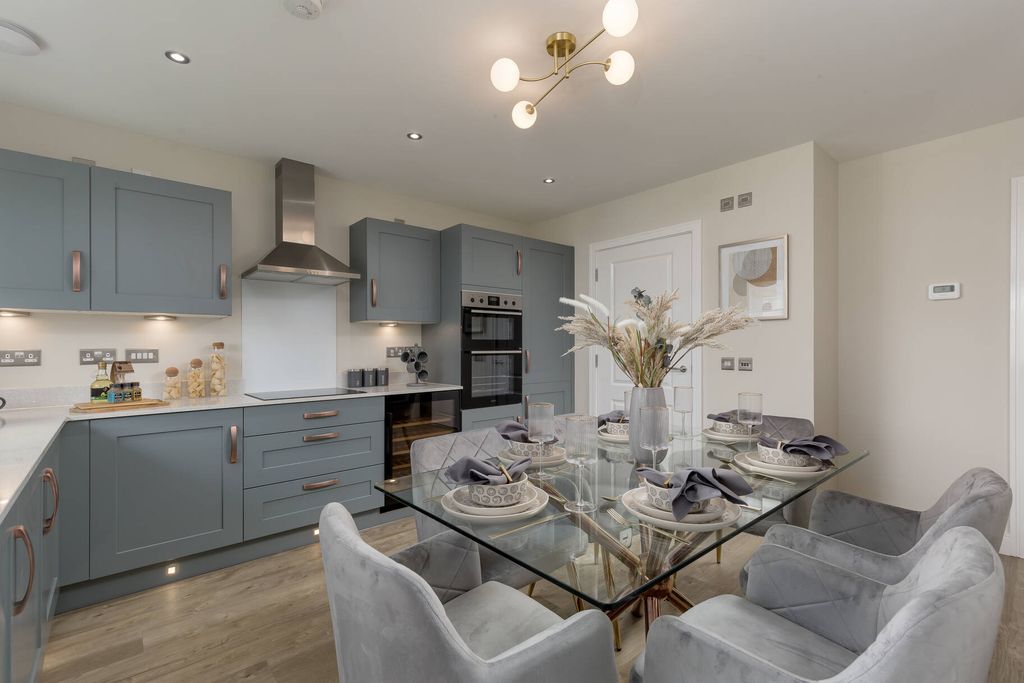 Additional image 3 of 4 bed detached house for saleOak Place, Dalkeith EH22