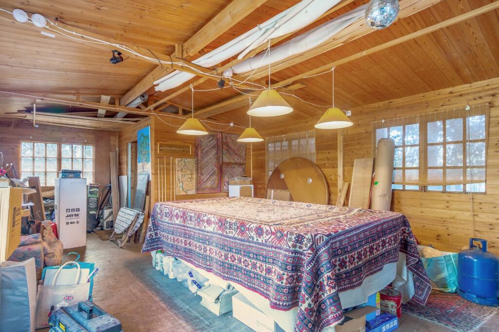 Additional image 36 of Bullens Green Lane, Colney Heath, St. Albans, Hertfordshire