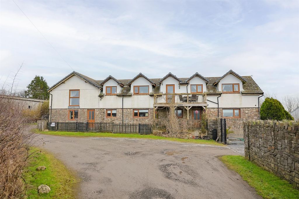 6 bed semi-detached house for saleTy Dythel & Dythel Cottage, Pen-Y-Mynydd, Llanelli SA15