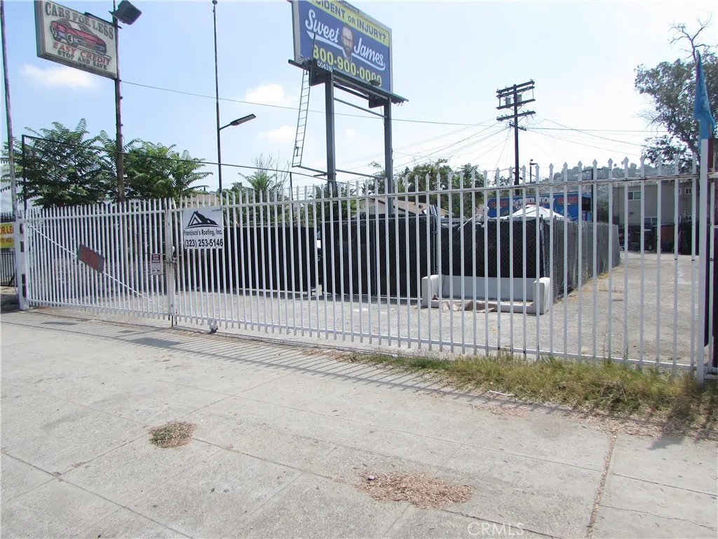 Additional image 21 of 3900 N Figueroa St, Los Angeles, CA 90065