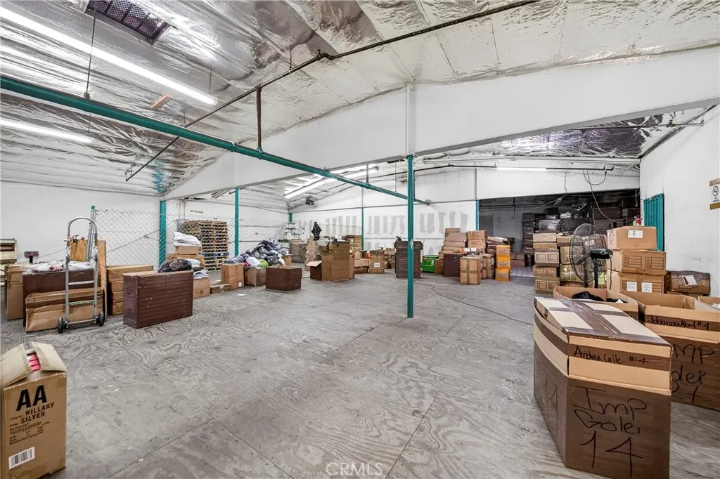 Additional image 18 of 749 E 15th St, Los Angeles, CA 90021