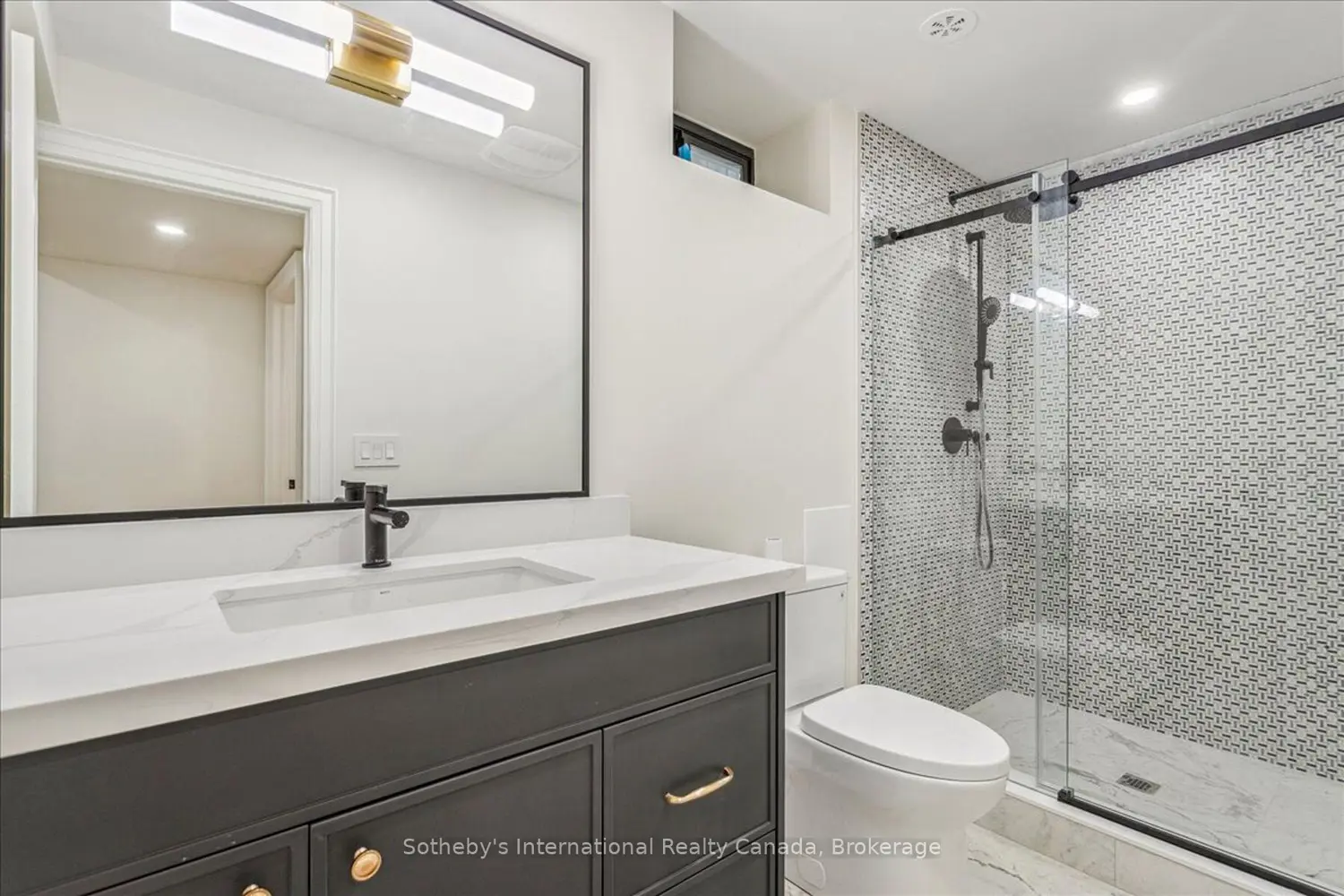 Additional image 18 of 152 Chisholm Street