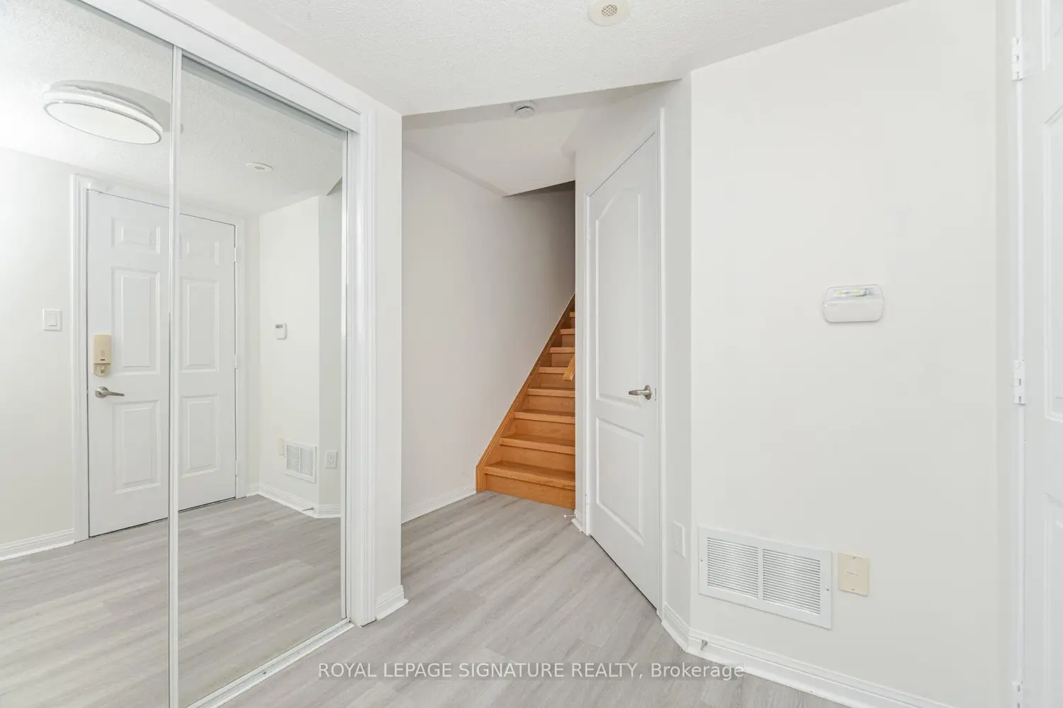 Additional image 3 of 1182 Barnard Drive