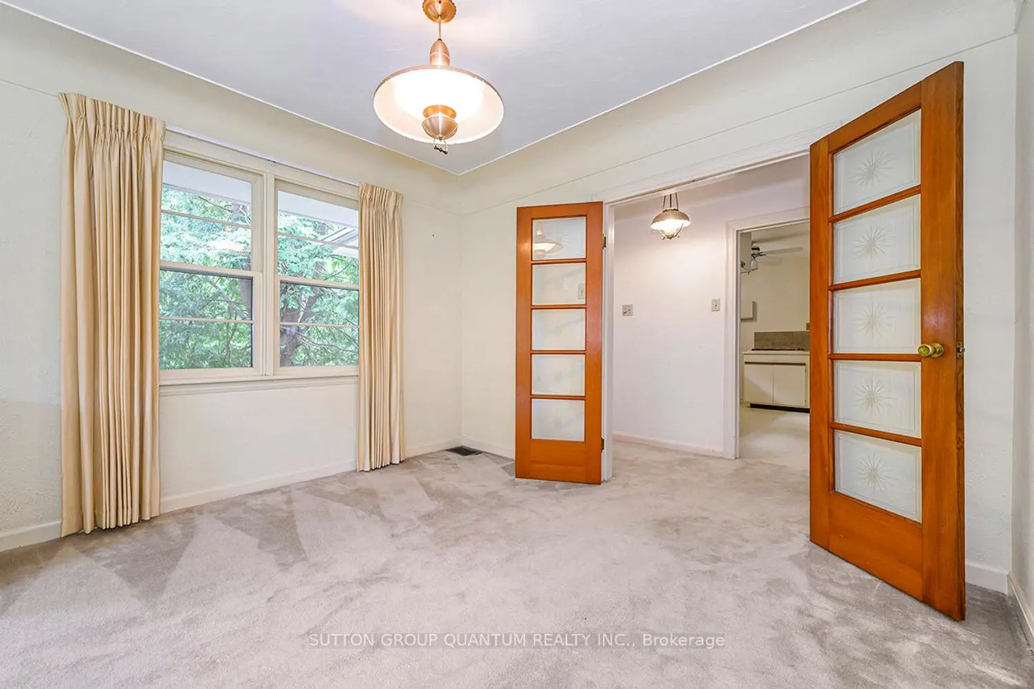 Additional image 9 of 18 Sullivan's Lane