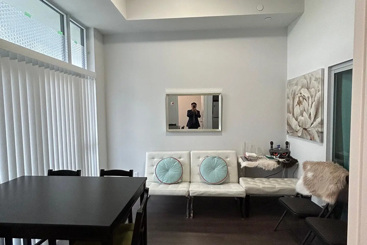 Additional image 11 of 20 Meadowglen Place 822