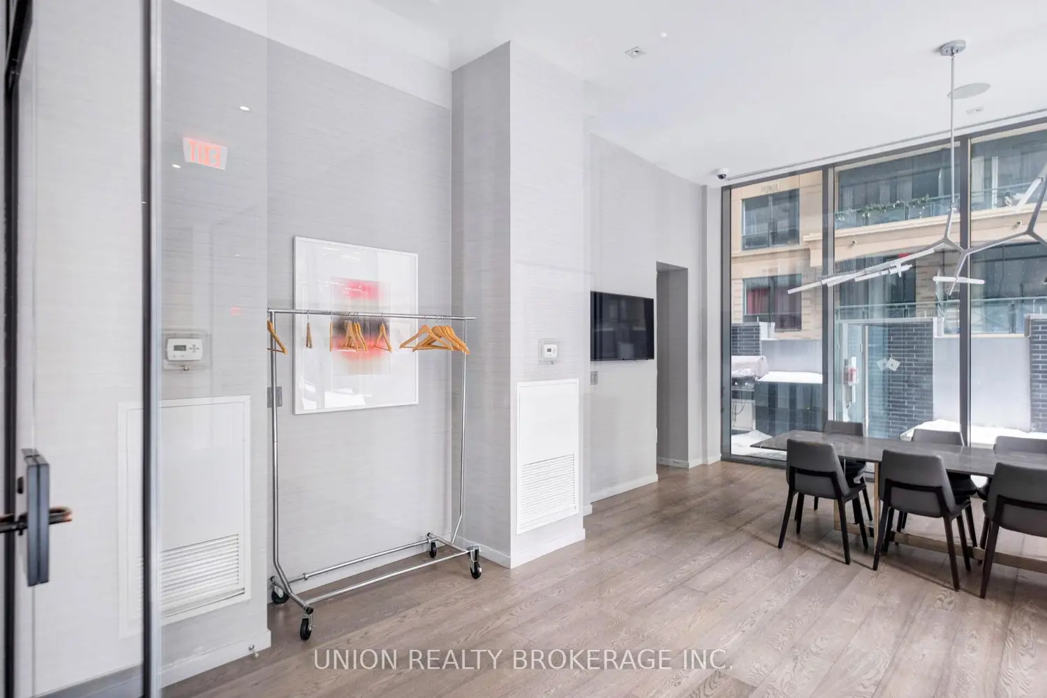 Additional image 14 of 42 Charles Street 3907